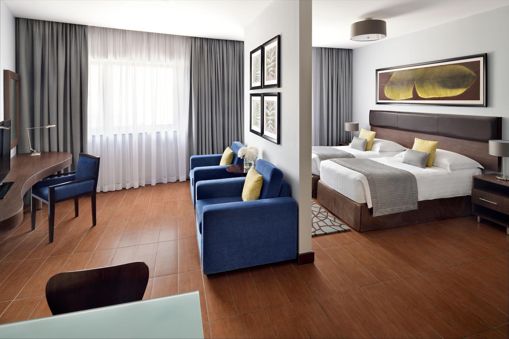 Moevenpick Hotel Apartments Al Mamzar Dubai Bagian luar foto