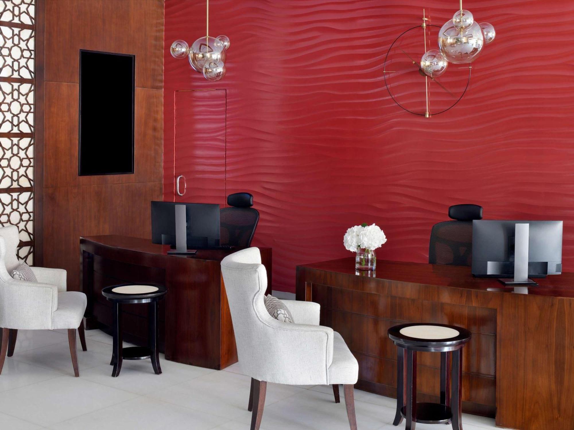 Moevenpick Hotel Apartments Al Mamzar Dubai Bagian luar foto 3D wall panels